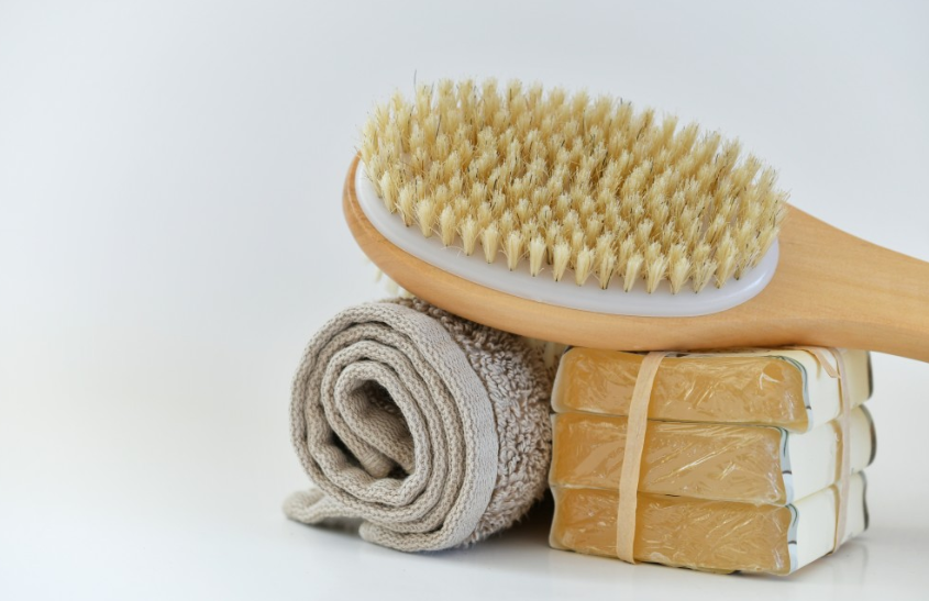How Body Exfoliating Tools Help You Achieve Healthier Looking Skin