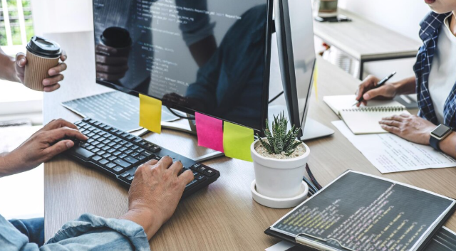 How SEO and Web Development Work Together to Build a Strong Online Presence